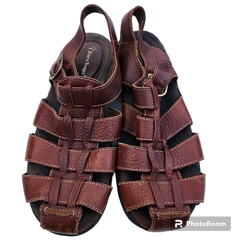 Baretraps Vintage Fisherman Sandal